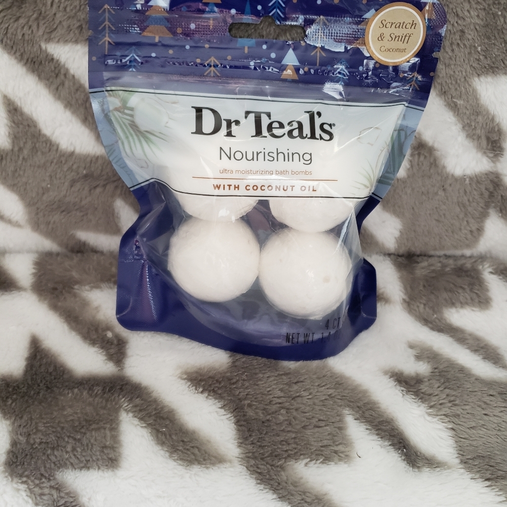 Dr Teal's Nourishing Coconut Oil Ultra Moisturizing Bath Bomb - 4ct